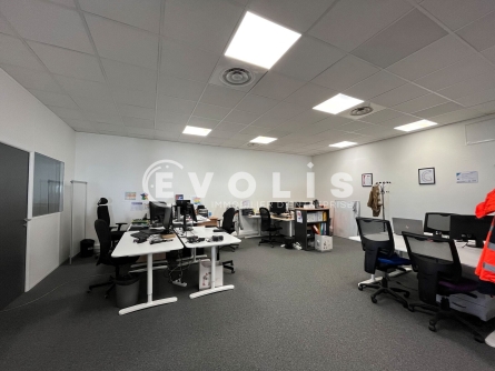 Photo 8 – location Entrepôts / activités	VAULX EN VELIN (69120)