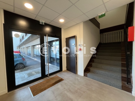 Photo 10 – location Entrepôts / activités	VAULX EN VELIN (69120)