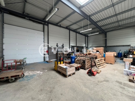 Photo 8 – location Entrepôts / activités	BOURGOIN JALLIEU (38300)