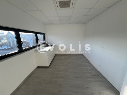 Photo 5 – location Entrepôts / activités	PONTAULT COMBAULT (77340)