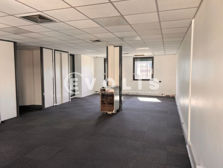 Photo 2 – location bureaux	LYON (69009)