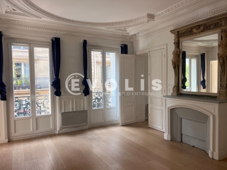 Photo 12 – location bureaux	PARIS (75010)