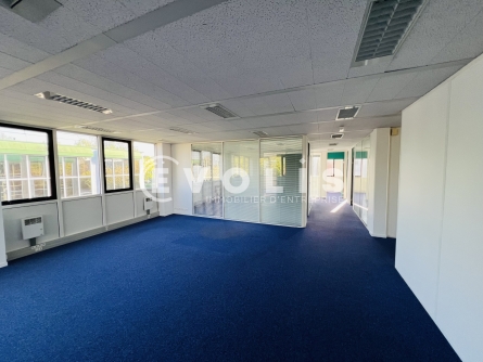 Photo 10 – location bureaux	SAINT THIBAULT DES VIGNES (77400)