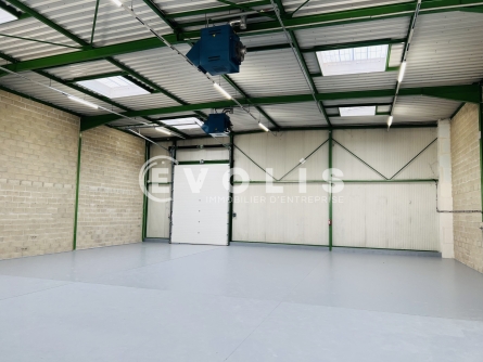 Photo 3 – location Entrepôts / activités	SAINT THIBAULT DES VIGNES (77400)