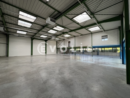 Photo 7 – location Entrepôts / activités	SAINT THIBAULT DES VIGNES (77400)