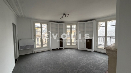 Photo 1 – location bureaux	PARIS (75002)