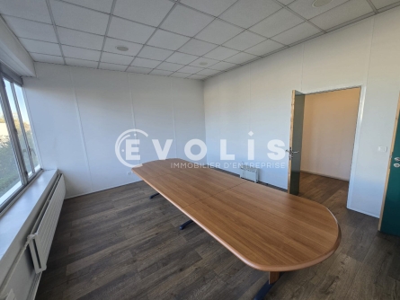 Photo 15 – location Entrepôts / activités	RIS ORANGIS (91130)