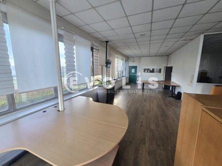 Photo 13 – location Entrepôts / activités	RIS ORANGIS (91130)