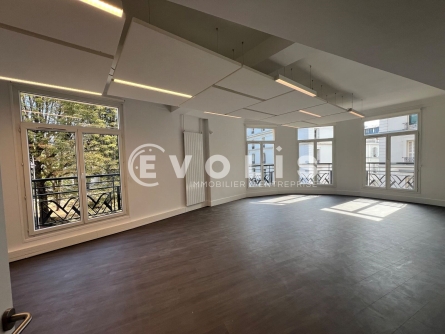 Photo 3 – vente bureaux	PARIS (75008)