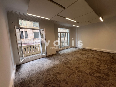 Photo 3 – vente bureaux	PARIS (75008)