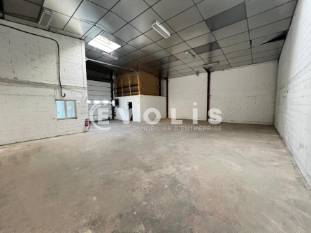 Photo 2 – location Entrepôts / activités	SAINT MICHEL SUR ORGE (91240)