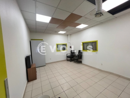 Photo 2 – location bureaux	MARCOUSSIS (91460)