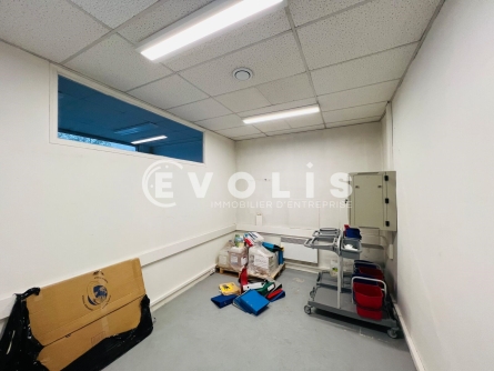 Photo 5 – location Entrepôts / activités	CHAMPS SUR MARNE (77420)