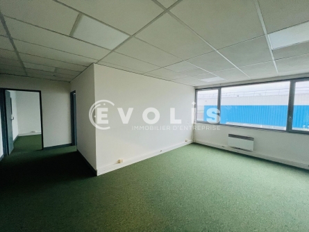 Photo 6 – location Entrepôts / activités	CHAMPS SUR MARNE (77420)