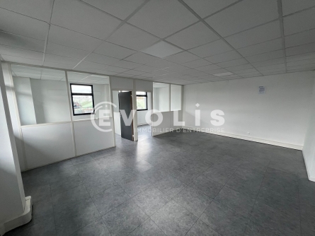 Photo 2 – location bureaux	SERVON (77170)