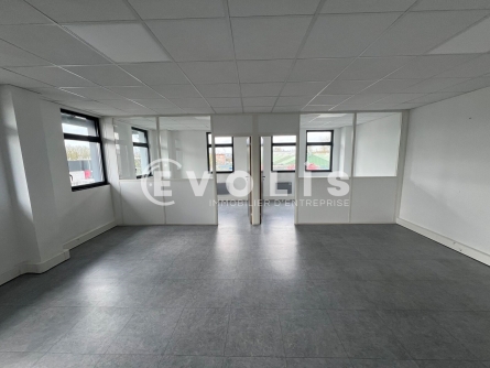 Photo 1 – location bureaux	SERVON (77170)