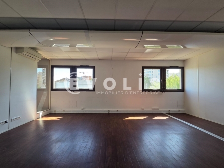 Photo 12 – location bureaux	IVRY SUR SEINE (94200)
