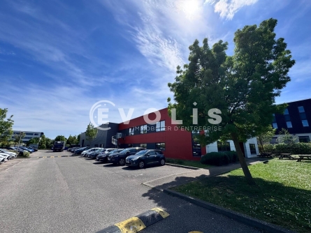 Photo 4 – vente Entrepôts / activités	SAINT PRIEST (69800)