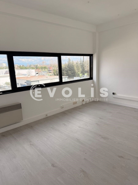 Photo 2 – location bureaux	AVIGNON (84000)