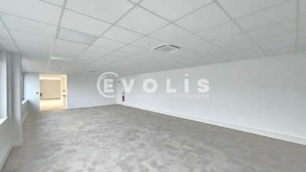 Photo 13 – location Entrepôts / activités	IVRY SUR SEINE (94200)