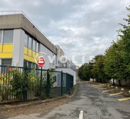 Photo 1 – location Entrepôts / activités	IVRY SUR SEINE (94200)