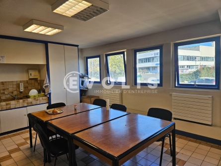 Photo 9 – vente Entrepôts / activités	PALAISEAU (91120)