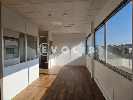 Photo 8 – location Entrepôts / activités	MORANGIS (91420)