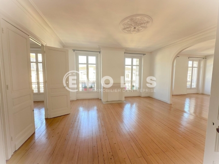 Photo 1 – location bureaux	BORDEAUX (33000)