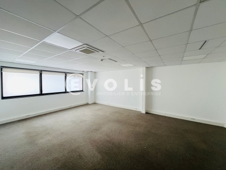 Photo 8 – location Entrepôts / activités	ROMAINVILLE (93230)