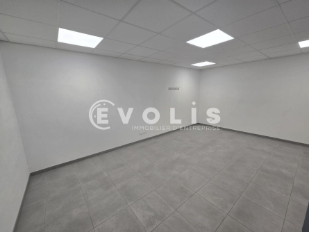 Photo 8 – location Entrepôts / activités	LIMOURS (91470)