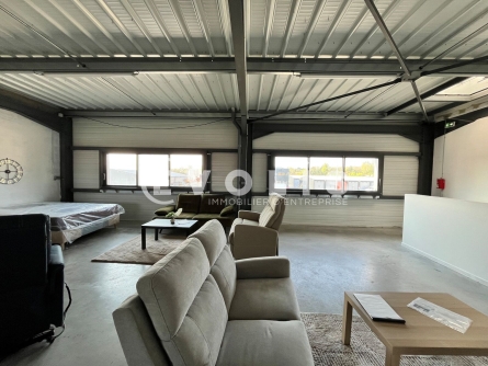 Photo 2 – location Locaux commerciaux	SAINT ANDRE DE CUBZAC (33240)