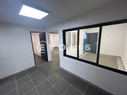 Photo 11 – location Entrepôts / activités	GUIBEVILLE (91630)