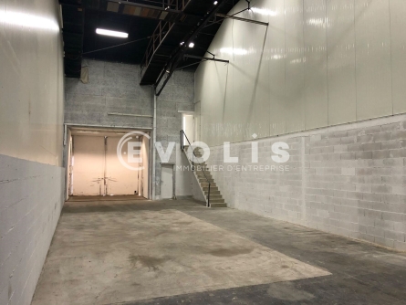 Photo 2 – location Entrepôts / activités	SAINT GERMAIN LES ARPAJON (91180)