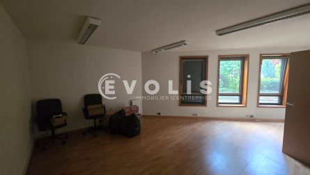 Photo 3 – location bureaux	LE KREMLIN BICETRE (94270)