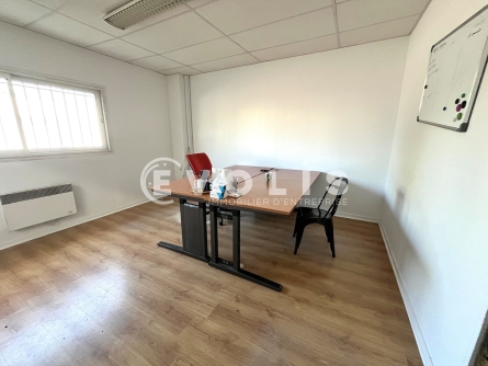 Photo 6 – location Entrepôts / activités	EYSINES (33320)