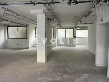 Photo 2 – location Locaux commerciaux	PARIS (75013)