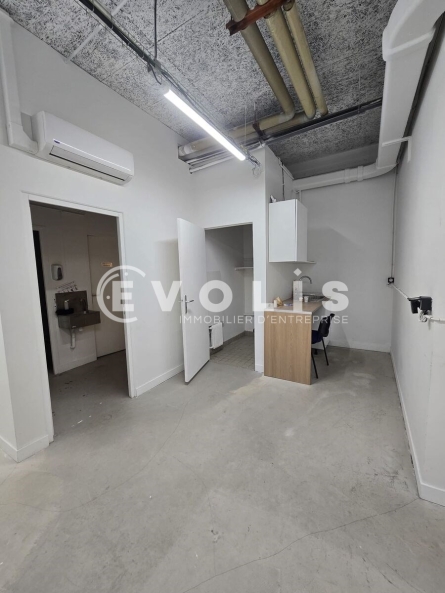 Photo 8 – location Locaux commerciaux	PARIS (75013)