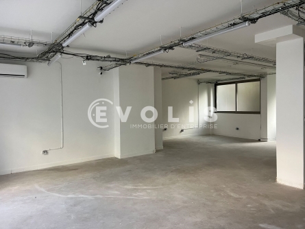 Photo 1 – location Locaux commerciaux	PARIS (75013)