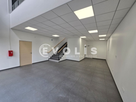 Photo 4 – location Entrepôts / activités	FLEURY MEROGIS (91700)