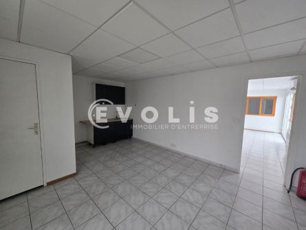 Photo 6 – location Entrepôts / activités	BOISSY SOUS SAINT YON (91790)