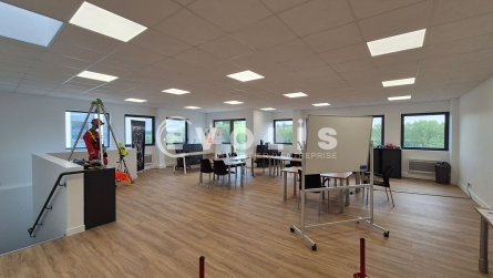 Photo 3 – location Entrepôts / activités	BAILLY ROMAINVILLIERS (77700)