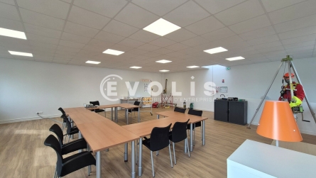 Photo 4 – location Entrepôts / activités	BAILLY ROMAINVILLIERS (77700)