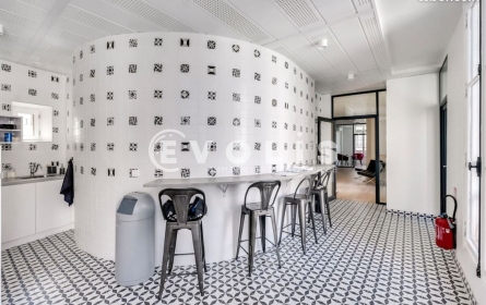 Photo 4 – vente bureaux	PARIS (75008)