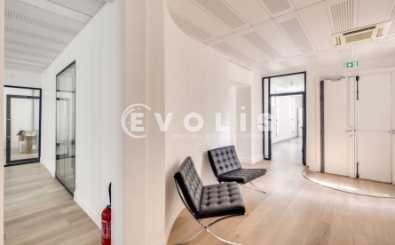 Photo 3 – vente bureaux	PARIS (75008)