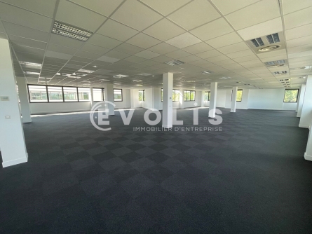 Photo 4 – location bureaux	SAINT PRIEST (69800)