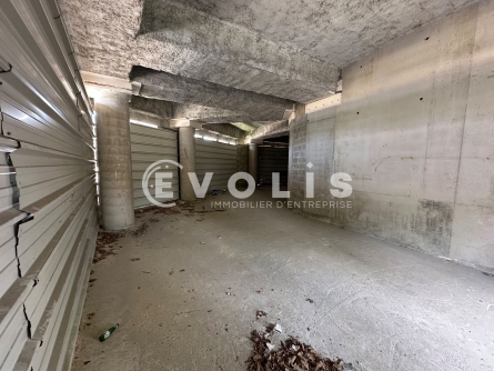 Photo 5 – location Entrepôts / activités	NOISY LE SEC (93130)