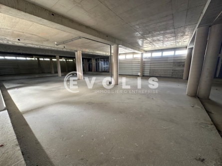 Photo 2 – location Entrepôts / activités	NOISY LE SEC (93130)