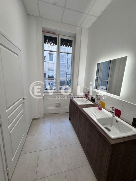 Photo 11 – location bureaux	LYON (69002)