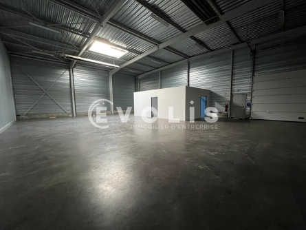 Photo 5 – location Entrepôts / activités	VOURLES (69390)