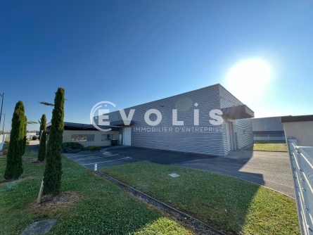 Photo 1 – location Entrepôts / activités	VOURLES (69390)